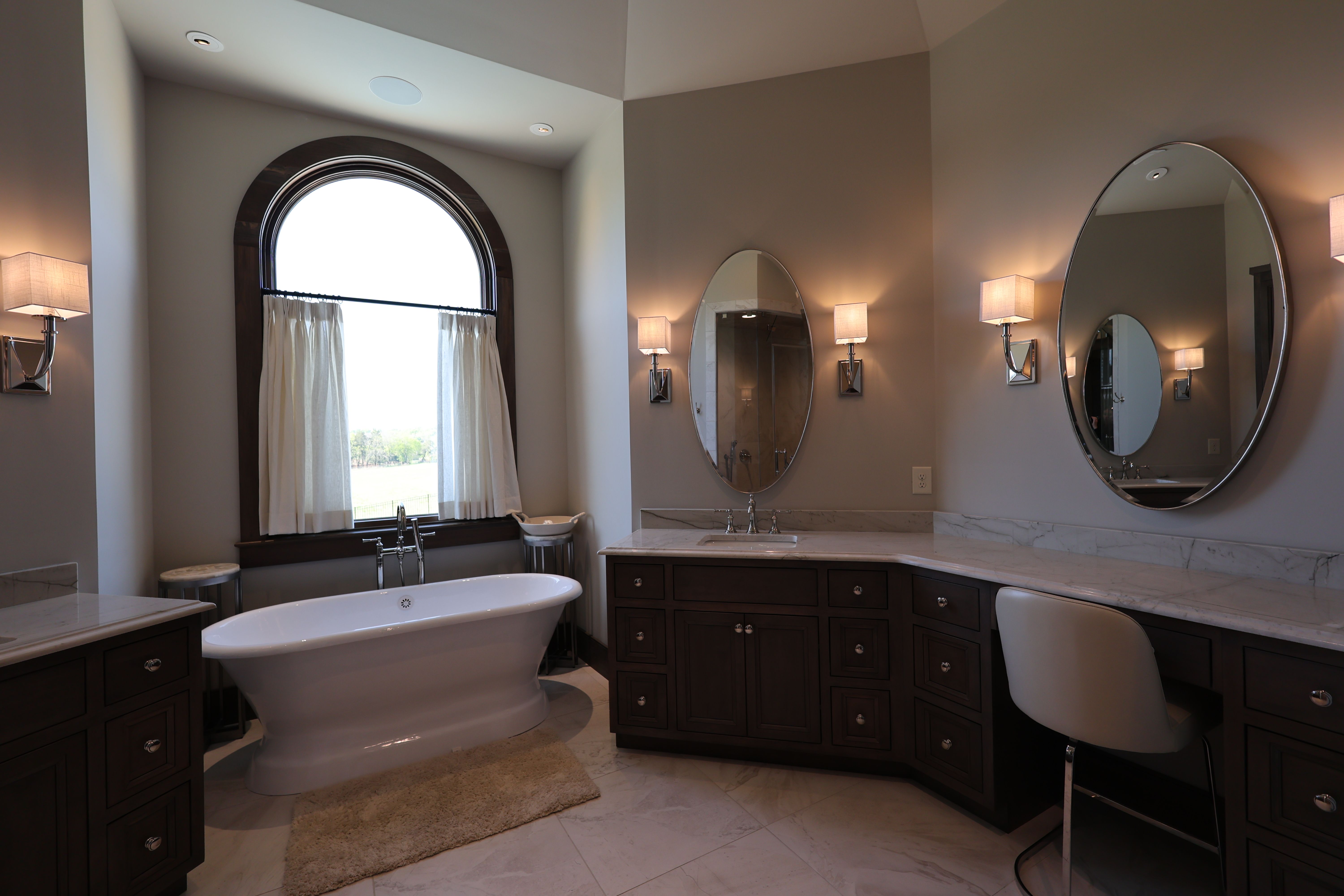 Bathroom 9 of an updated rustic home built by a custom home builder in Nolensville, Tennessee
